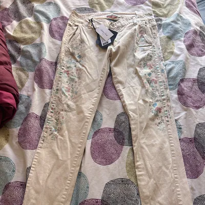 jean beige floral please neuf 